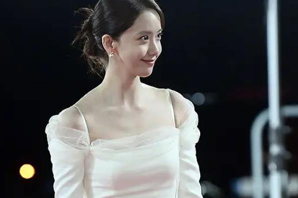 少女时代素颜照允儿状态如何?一脸清纯模样状态超好!
