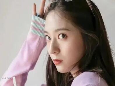 krystal郑秀晶权志龙是什么关系呢?现在就来看看吧!