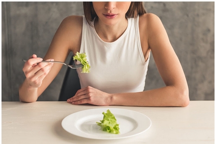 节食减肥的坏处有哪些?8大危害让你不得不谨慎!科学搭配才是正确方案~