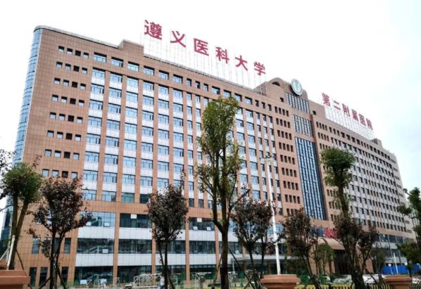 遵义医科大学邓呈亮简介|附上邓医生实操面部填充的效果图!