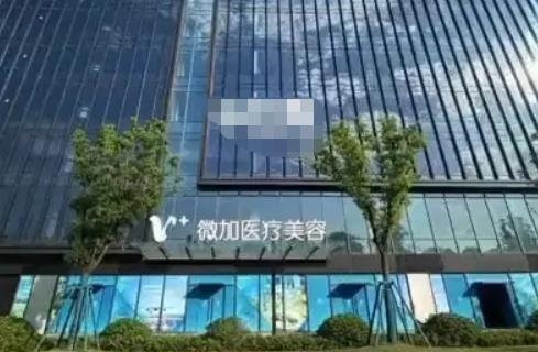上海微加医疗美容隆胸多少钱?哪个医生能做隆胸?案例图