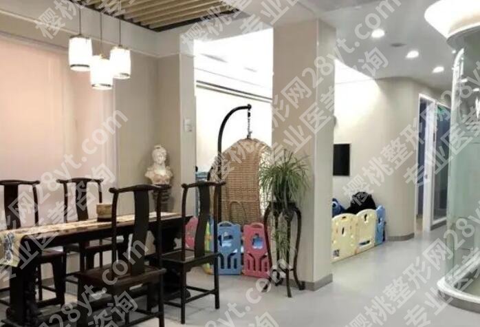 上海艾琳口腔种植医院地址在哪里?真人种牙案例分享:后悔没早来!