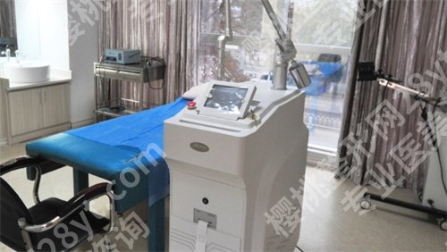 北京张冰洁修复怎么样?附双眼皮失败案例