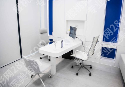 北京中诺口腔医院牙齿矫正价格更新,医院介绍及真实案例展示!