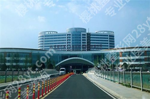成都牙科哪个医院又好又便宜?公立医院齐刷刷上线了
