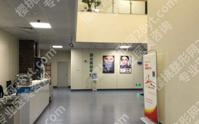 北京八大处整形医疗美容医院隆胸多少钱?杨庆华、杨庆华等医生技术可圈可点!
