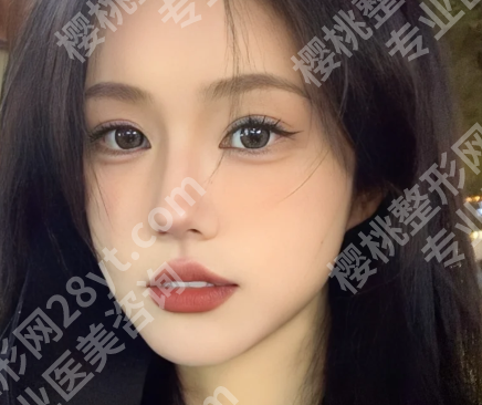 上海双孖王培蕾简介怎么样?了解人气高的医生介绍详情