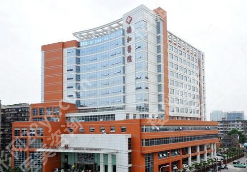 谢义德隆胸价格多少?低至2.6w起!医生实力在线!