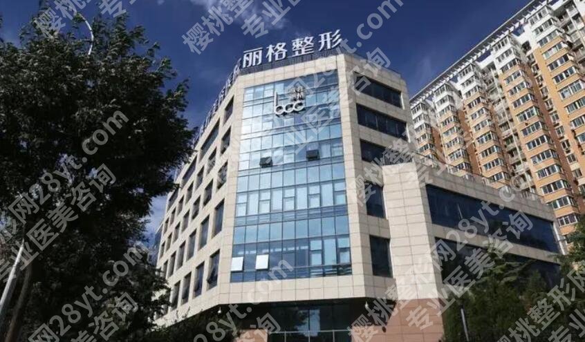 范荣杰鼻子案例图展示!前后对比图一览!见证蜕变