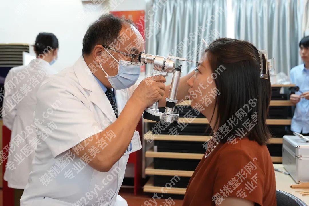 走进广州普瑞眼科医院：区工商联一行实地感受该院“党建+公益”温度！广州普瑞眼科医院怎么样？真实口碑、医生实力、患者案例