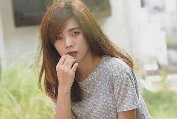 泰国女孩撞脸鹿晗你知道吗？究竟有多像呢？