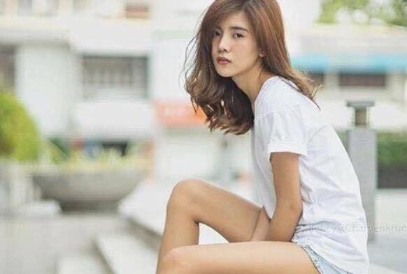 泰国女孩撞脸鹿晗你知道吗？究竟有多像呢？