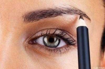 眉粉好还是眉笔好？美妆达人用这几招！新手攻略来袭~