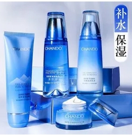 自然堂护肤品怎么样?适合什么年龄段的啊!来深入揭秘~