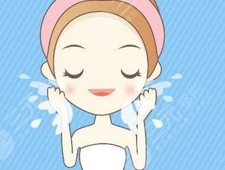 北京医院激光点痣多少钱一颗？如何鉴别色素痣、扁平疣、老年斑呢？这几点可千万别忽略！