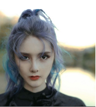 网红鼻祖沉珂是谁？沉珂的结过婚吗？带你深入了解她的故事！