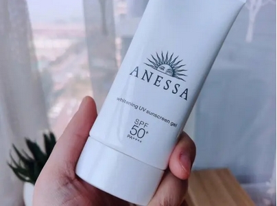 安热沙美白防晒乳怎么样？轻薄又防晒~快来做一个精致护肤小达人吧！
