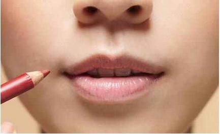 嘴唇厚变薄该怎么办？厚唇改薄手术会影响嘴唇活动吗？适应症有哪些？