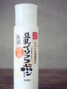保湿控油的护肤品推荐有哪些?精选五款产品,保湿控油真的好!真心推荐~