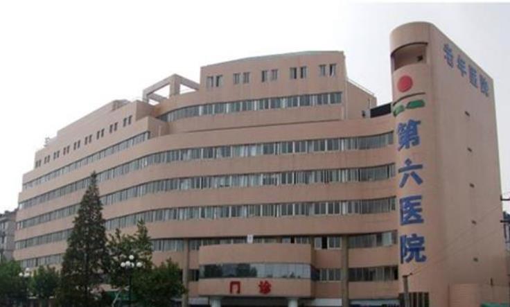 郑江红脂肪填充怎么样？真人做面部填充手术过程图曝光！