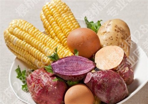 刮油狠的四种减肥食物是什么？刮油注意事项带来了解说