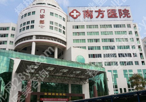 广东胸部整形医院排名！人气医院都已上榜！