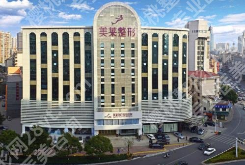 成都割双眼皮哪家医院可靠好?成都军大整、成都画美、华美紫馨等医院性价比不错!
