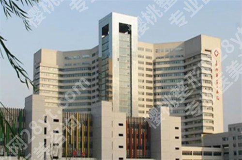 嘉兴假体隆胸医院哪家好？一起看5家医院的相关展示　　