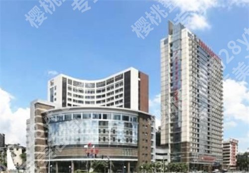 湛江附属医院美容科咋样？去眼袋案例前后对比图
