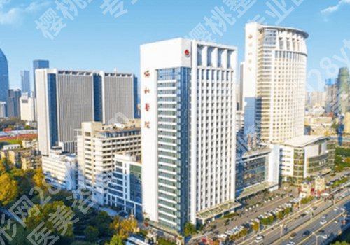 武汉看牙去协和还是口腔医院？两家医院实力大PK
