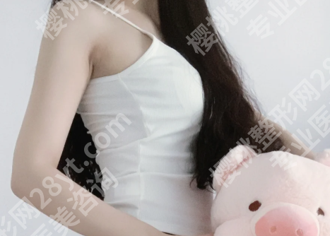 北京刘春军做胸贵不贵？含人气医生介绍，附小经验一览了解