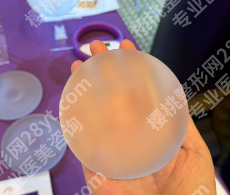 姜平医生假体隆胸怎么样？面诊流程详情赶紧收藏吧