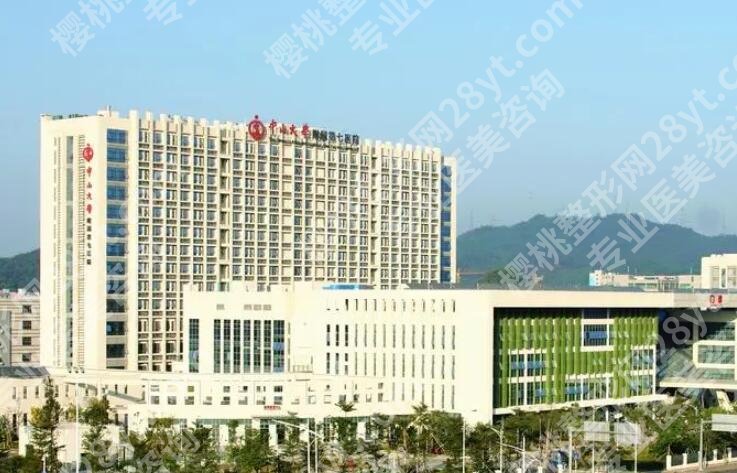 深圳腰腹吸脂和自体脂肪隆胸一起做需要多少钱？价目表更新！