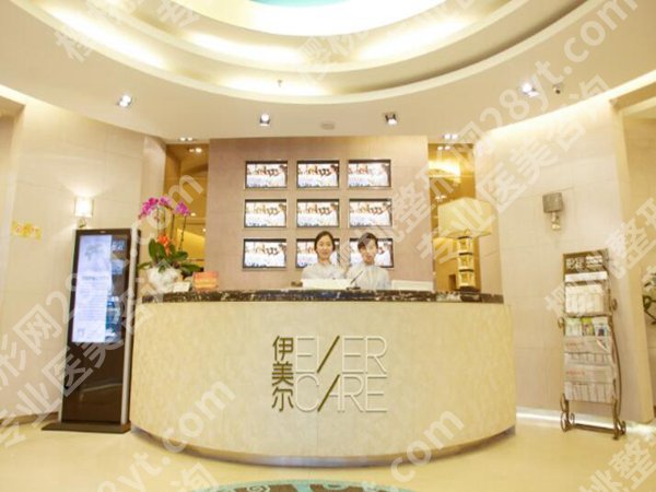 青岛哪个医院割双眼皮好？热门医院名单_建议收藏啦