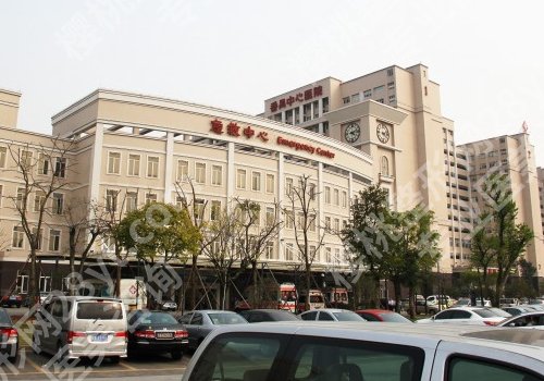 番禺中心医院牙科水平及收费怎样？学科特色、价格表详情