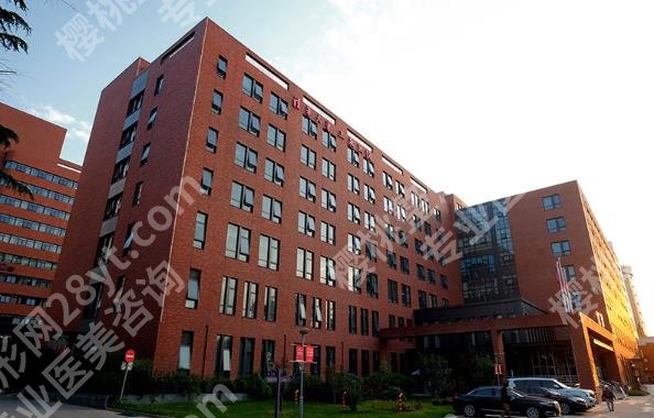 清华大学玉泉医院种植牙多少钱？低至5800元起！科室详情曝光
