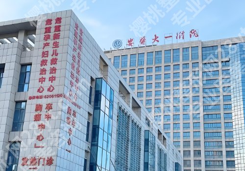 李小静医生擅长玻尿酸填充下巴吗？医生坐诊医院、技术解析来啦！