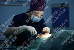 戴三友医生和和杨惠婷医生哪个好？分析两位医生的“核心差异”（学术支撑+背景拆解）