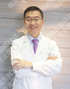 上海九院徐华缩胸：20年实战派+血供保护术，巨乳党直呼“救星”