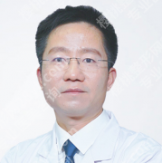 易成刚医生缩胸怎么样？5大核心维度+真实案例，揭秘“巨乳拯救者”实力