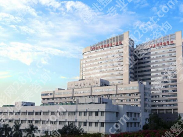 广州华侨医院整形科吸脂隆胸亲测!普通人变美不踩坑全记录