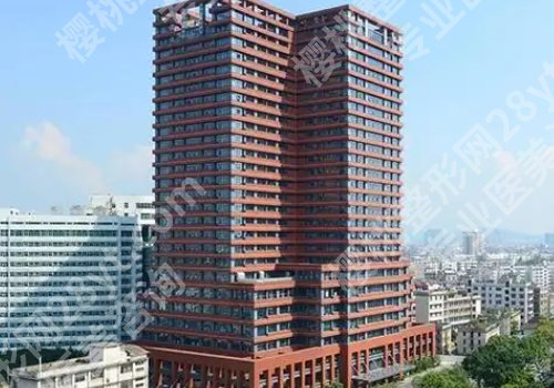 玉林种植牙哪里好？玉林市第一人民医院、玉林医大口腔门诊部超牛！