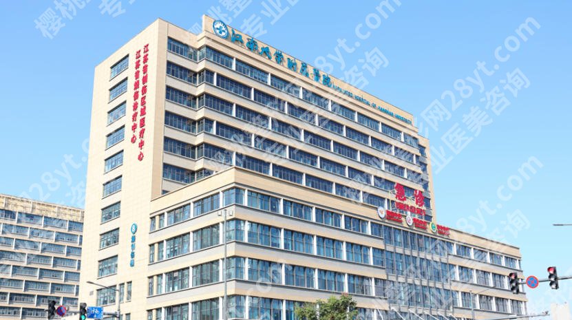 江南大学附属医院丰胸怎么样？价格在4w起附加真实案例分享！