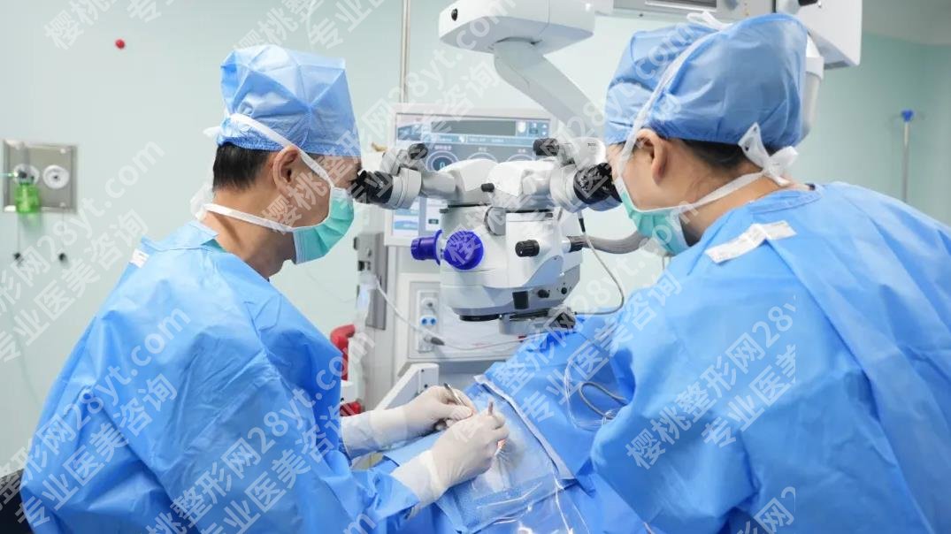 2026年新口碑指南：做白内障手术首选这家眼科医院！飞秒白内障、医保报销、人工晶体植入