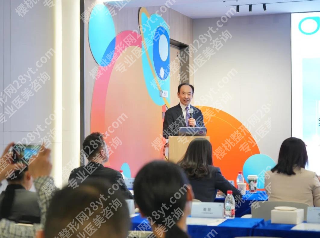 2026年新口碑指南：做白内障手术首选这家眼科医院！飞秒白内障、医保报销、人工晶体植入